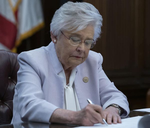 GOVERNOR IVEY SIGNS BILL BANNING VACCINE PASSPORT IN ALABAMA